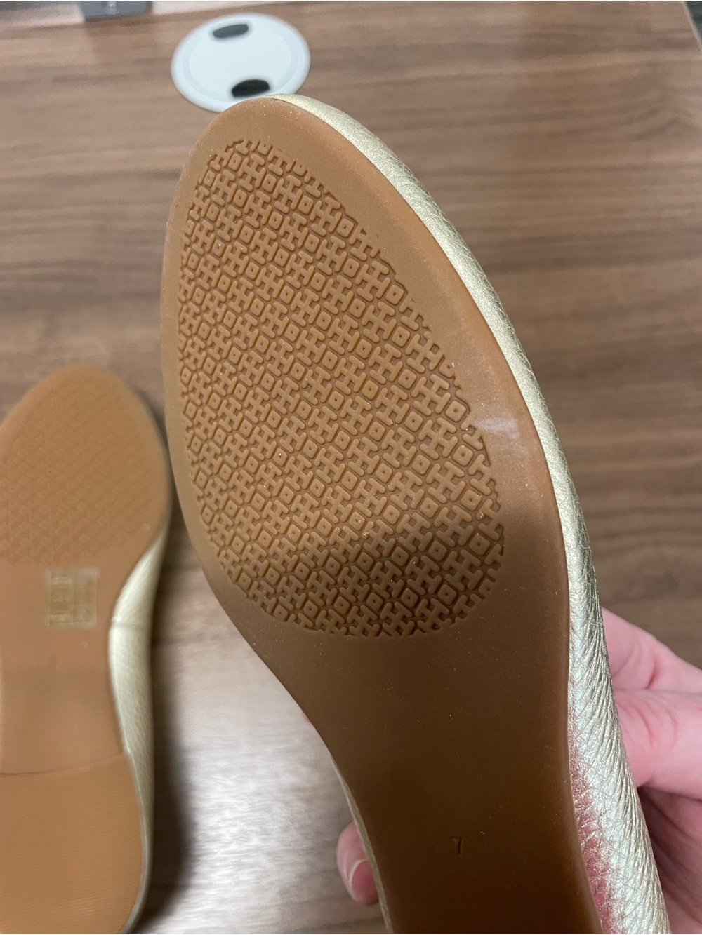 NWOB Tory Burch Metallic Gold Claire Ballet Flats size 7 with Dust Bag - Picture 4 of 7